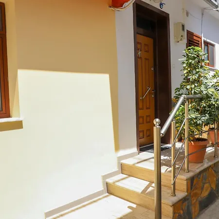Downtown Apartman Berat